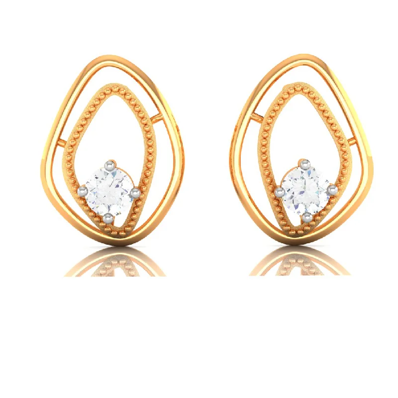 Lightweight Earrings-14k Oval Shaped Gold & American Diamond Earrings