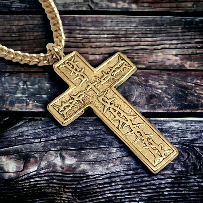 Trendy Charm Necklaces-Thorns Cross Gold Metal Finish Pendant Gold Curb Chain Necklace