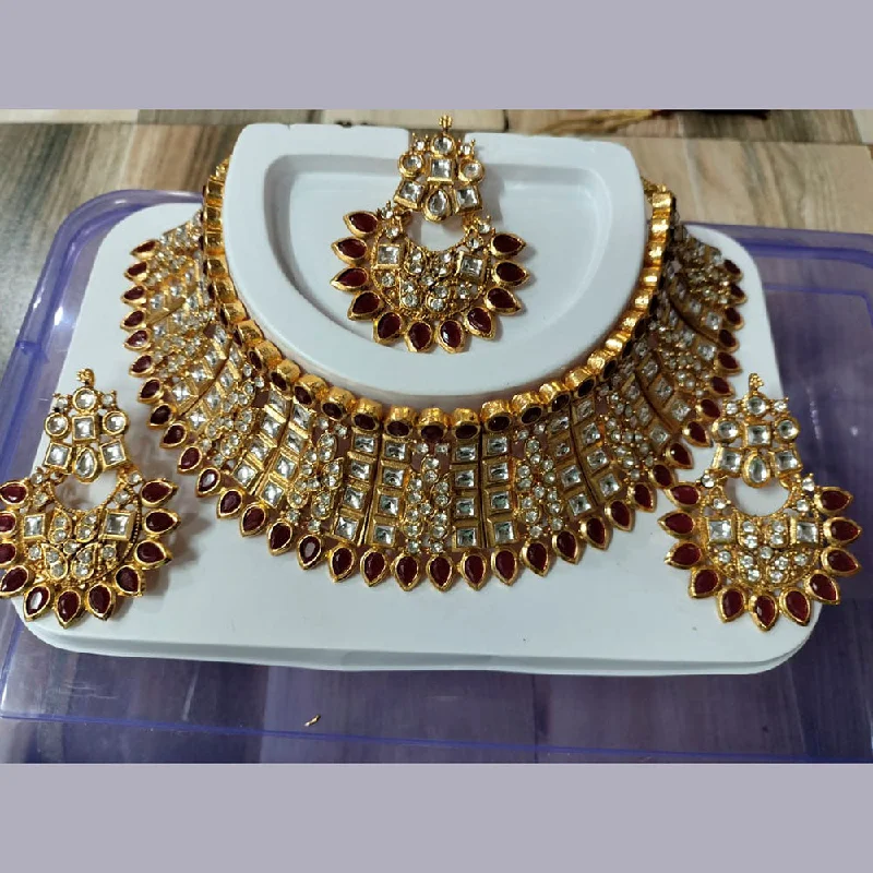 Simple Silver Necklaces-Neetu Art Gold Plated Kundan Stone Choker Necklace Set With Maangtikka