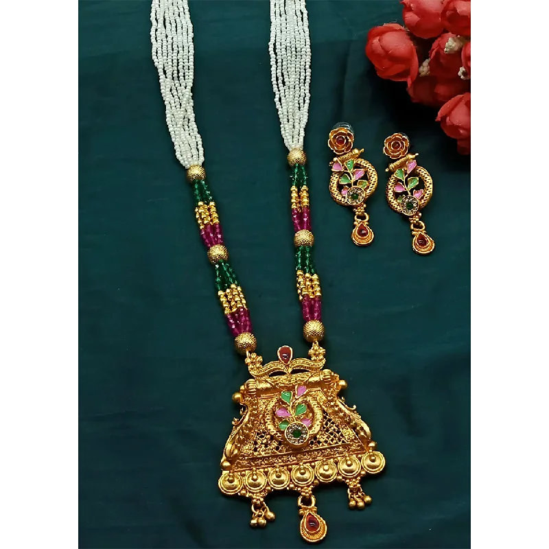 Minimalist Necklace Designs-Gehana Mahal Gold Plated Pota Stone And Pearl Necklace Set