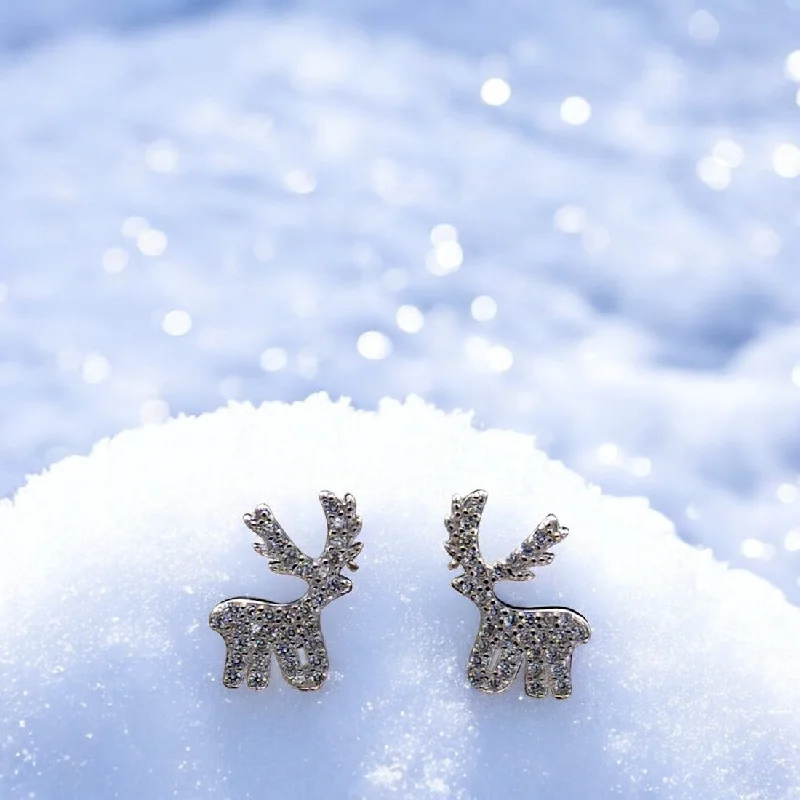 Classic Pearl Earrings-Sterling silver Deer stud earrings for women and girls