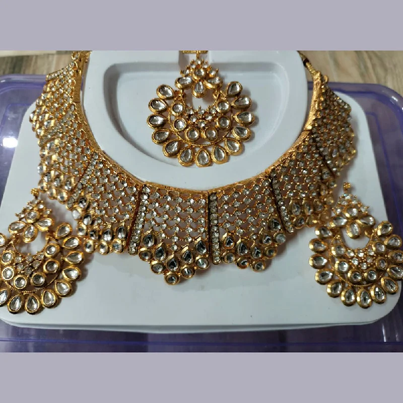 Custom Heart Shaped Necklaces-Neetu Art Gold Plated Kundan Stone Choker Necklace Set With Maangtikka